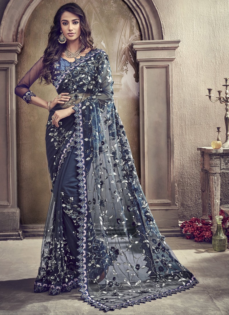 Decent Look Net Saree With Cut Work Border And Heavy Work Blouse Piece