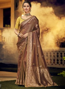 Attractive Dola Wiscos Fabric Saree With Contrast Heavy Work Blouse Piece