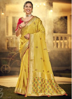 Attractive Dola Wiscos Fabric Saree With Contrast 