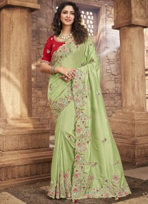 Decent Look Organza Saree With Contrast Heavy Work Blouse Piece