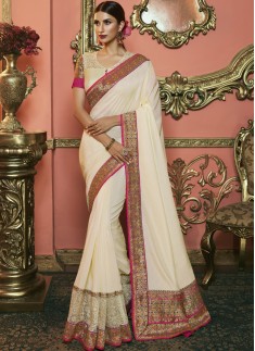 Decent Small Border Saree With Fancy Blouse Piece