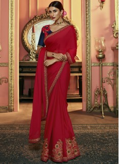 Decent Small Border Saree With Fancy Contrast Blouse Piece