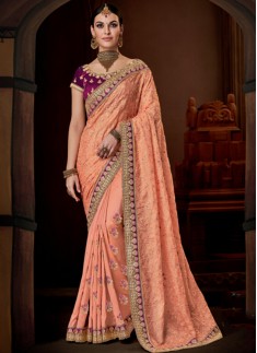 Designer Saree with decent Border And Contrast Blouse Piece