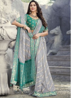 Elegant Look Net Organza Fabric Saree With Contrast Heavy Work Blouse Piece