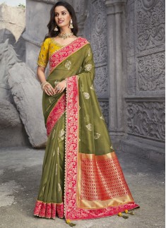 Elegant Look Net Organza Fabric Saree With Contras