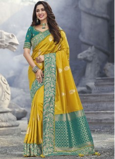 Elegant Look Semi Dola Fabric Saree With Contrast Heavy Work Blouse Piece