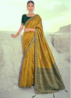 Elegant Slub Silk Fabric Saree With Contrast Weaving Blouse Piece