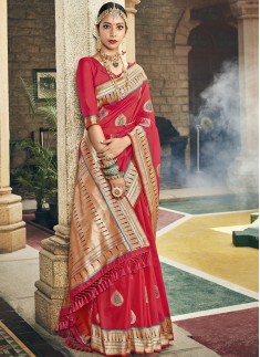 Exclusive Silk Saree With Decent Banarasi Border And Rich Pallu