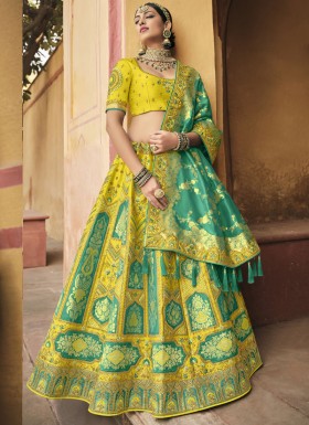 Glorious Lehenga Choli With Decent Work And Contrast Work Border Dupatta