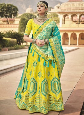 Glorious Lehenga Choli With Decent Work And Contrast Work Border Dupatta