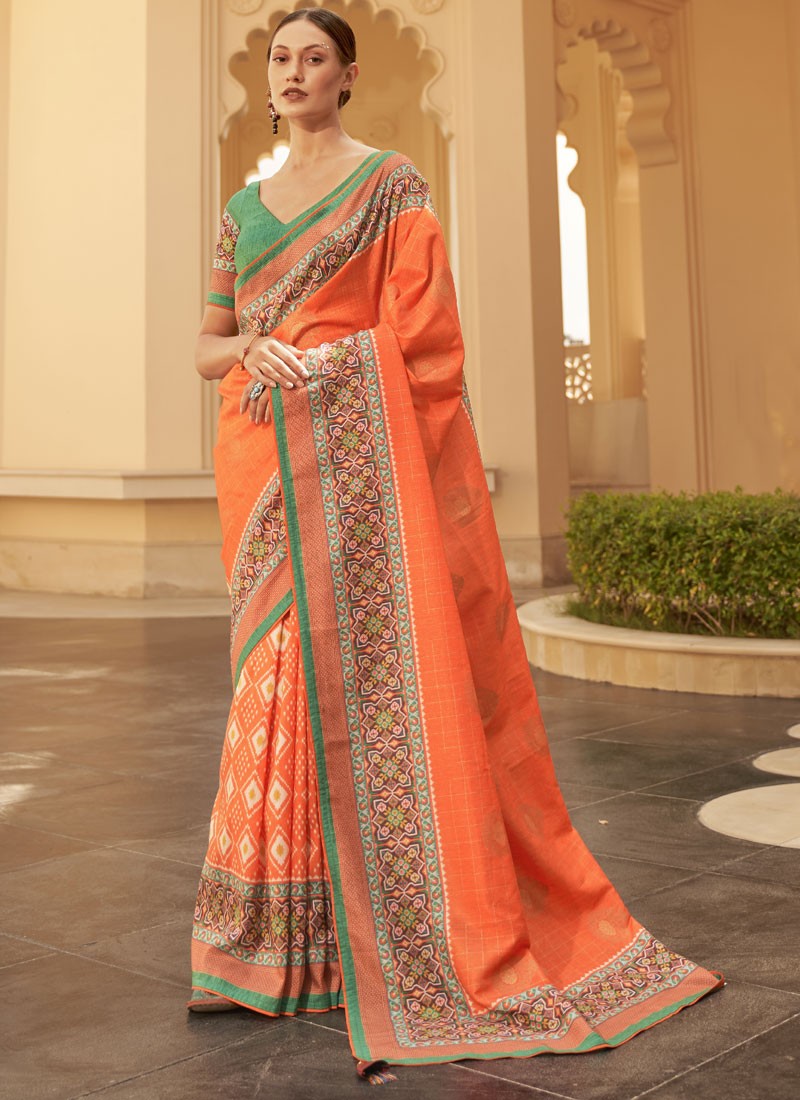 Patola Print Crepe Material Saree With Contrast Blouse piece