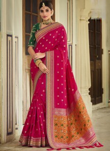 Stunning Banarasi Silk Fabric Saree WIth Contrast Heavy Work Blouse Piece