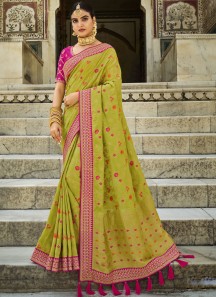 Stylish Dola Silk Saree With Contrast heavy Work Blouse Piece