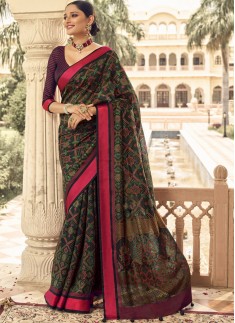 Traditional Patola Print Saree With Contrast Printed Blouse Piece