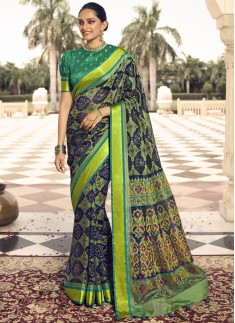 Traditional Patola Print Saree With Contrast Printed Blouse Piece